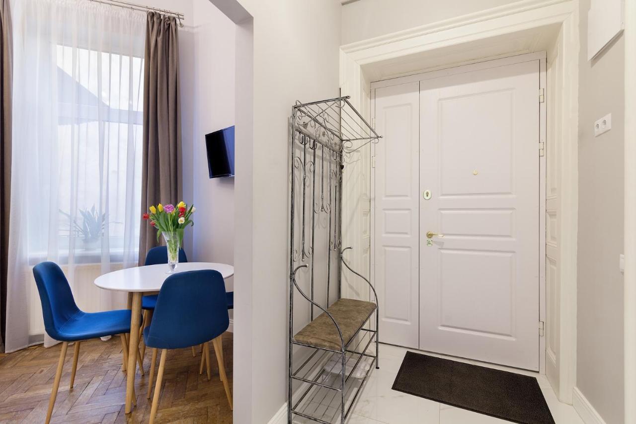 Chopin Apartment In The Center Of Lemberg Exterior foto